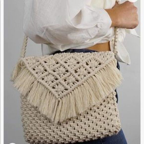 NEW Wicker Handmade Straw Rattan Purse - Picture 1 of 7